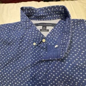 Tommy Hilfiger Men's Navy Star Custom Fit 2 Button Small White Star Large 2016